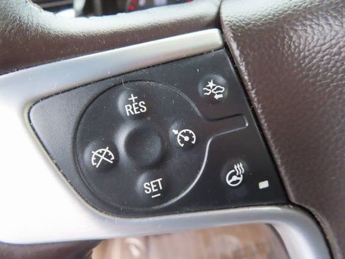 Used 2015 GMC Yukon XL SLT w/ Open Road Package image 20