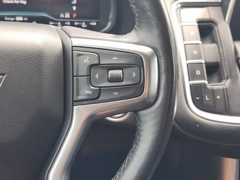 Used 2022 Chevrolet Suburban Z71 w/ Luxury Package AWD/4WD image 29
