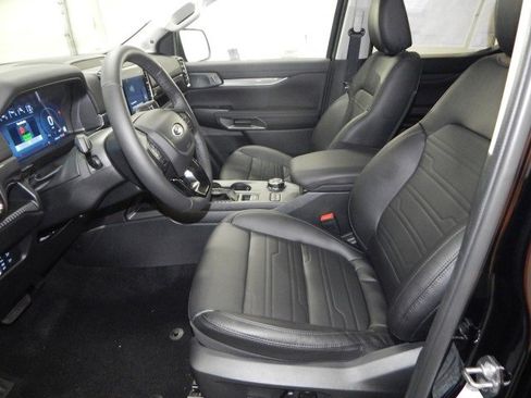 New 2025 Ford Ranger Lariat w/ FX4 Off-Road Package image 14