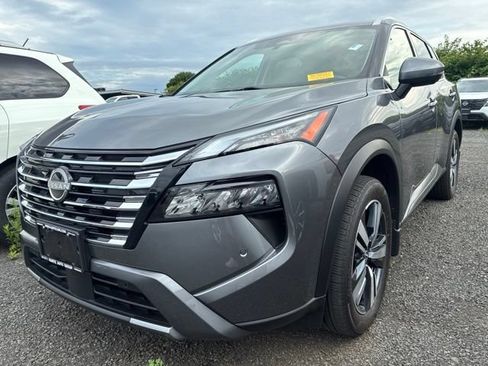 Certified 2024 Nissan Rogue SL w/ SL Premium Package AWD/4WD image 1