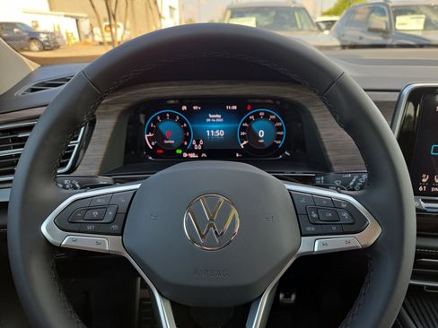 New 2026 Volkswagen Atlas SEL Premium R-Line image 8