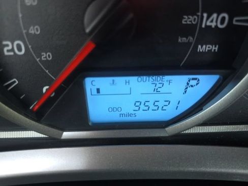 Used 2013 Toyota RAV4 XLE AWD/4WD image 13