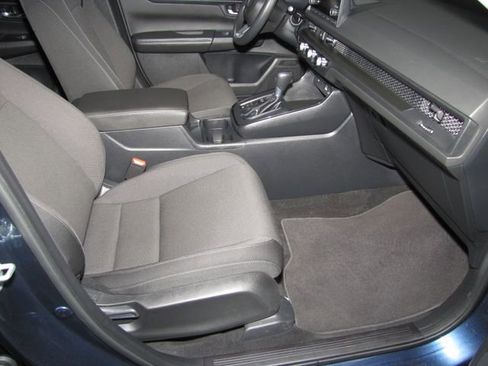 Certified 2025 Honda CR-V LX image 18