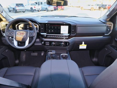 New 2026 GMC Sierra 1500 Elevation image 11