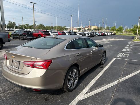Used 2024 Chevrolet Malibu LT FWD image 5