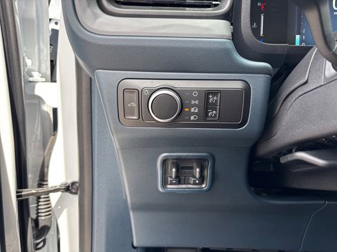 New 2026 Ford Maverick XL AWD/4WD image 14