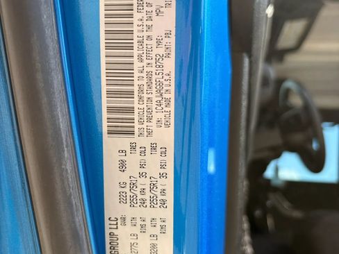 Used 2015 Jeep Wrangler Sport w/ Quick Order Package 24S AWD/4WD image 25