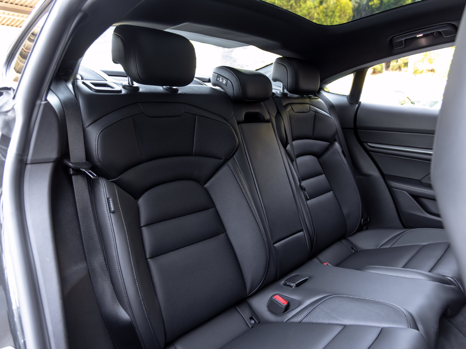Certified 2026 Porsche Taycan AWD/4WD image 49