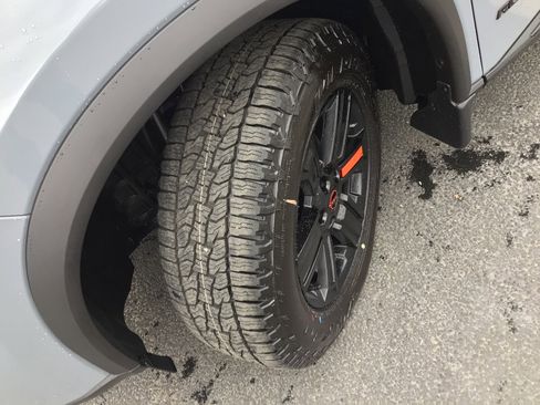 New 2026 Nissan Rogue SV AWD/4WD image 18