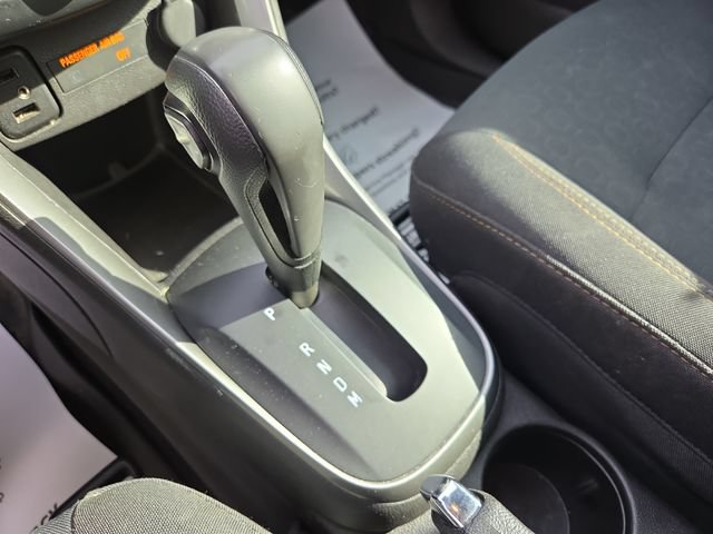 Used 2018 Chevrolet Trax LS AWD/4WD image 18