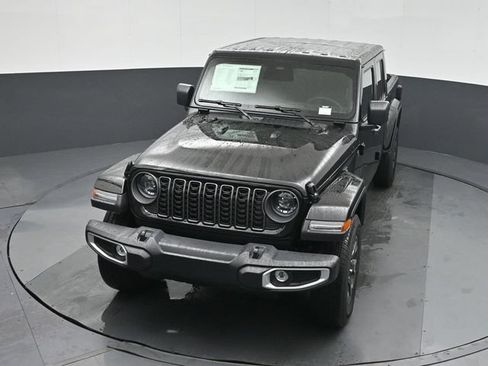 New 2026 Jeep Gladiator Sport AWD/4WD image 35