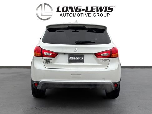 Used 2017 Mitsubishi Outlander Sport LE image 5