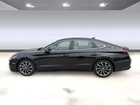 Used 2023 Hyundai Sonata Limited FWD image 2