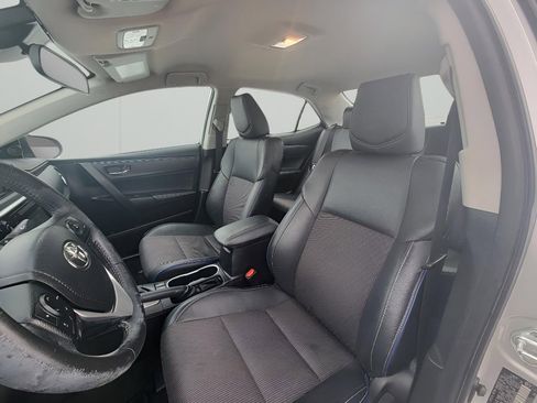 Used 2017 Toyota Corolla SE w/ Carpet Mat Package (TMS) image 11