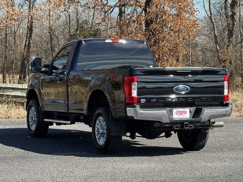 Used 2019 Ford F350 XLT w/ XLT Value Package image 5