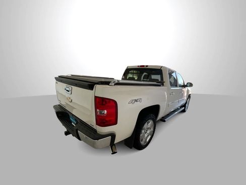 Used 2011 Chevrolet Silverado 1500 LTZ w/ LTZ White Diamond Edition AWD/4WD image 8