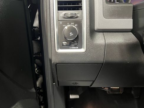 Used 2019 RAM 1500 Classic Warlock w/ Electronics Group image 15