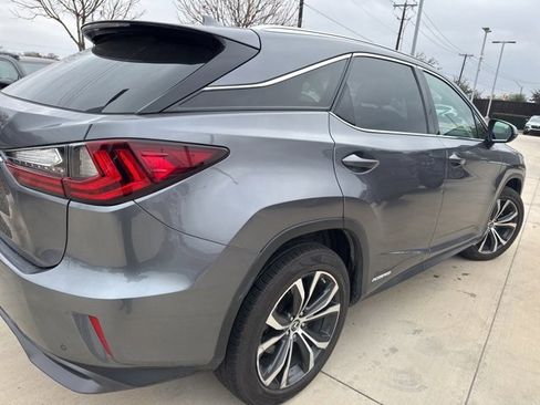 Used 2019 Lexus RX 450h AWD image 2
