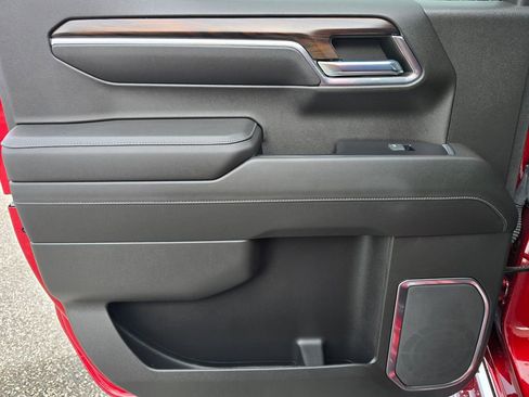 Used 2022 GMC Sierra 1500 SLT w/ SLT Premium Plus Package image 47