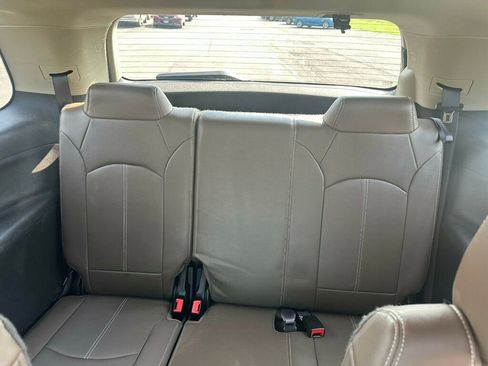 Used 2017 GMC Acadia Limited SLT image 11