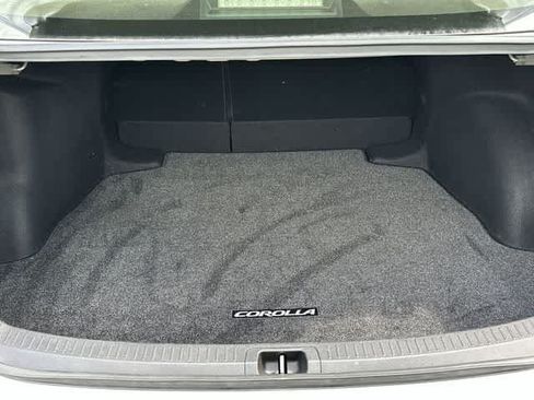 Used 2021 Toyota Corolla SE w/ Carpet Mat Package (TMS) FWD image 23