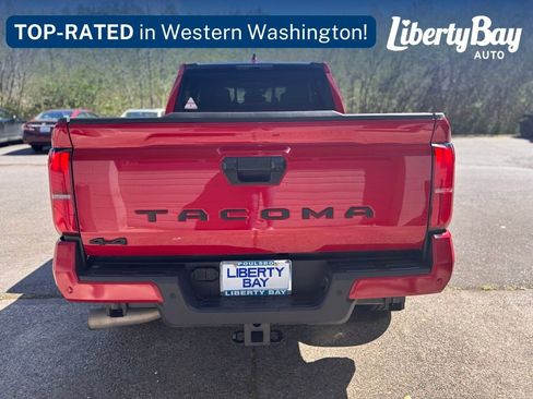 Used 2024 Toyota Tacoma SR5 AWD/4WD image 5