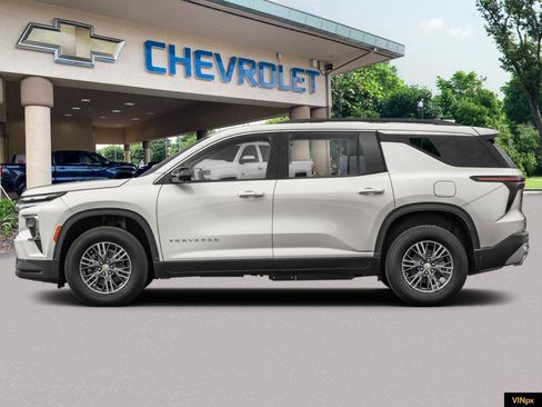 New 2026 Chevrolet Traverse LT w/ LPO, Floor Liner Package image 3