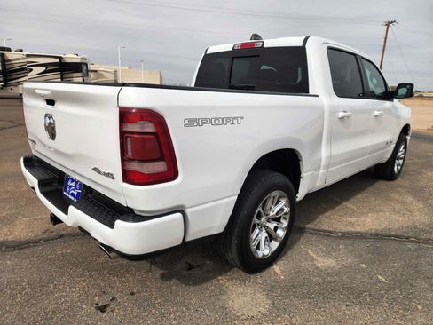 Used 2023 RAM 1500 Laramie AWD/4WD image 5