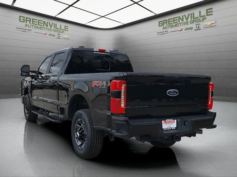 Used 2024 Ford F250 XL w/ STX Appearance Package AWD/4WD image 5
