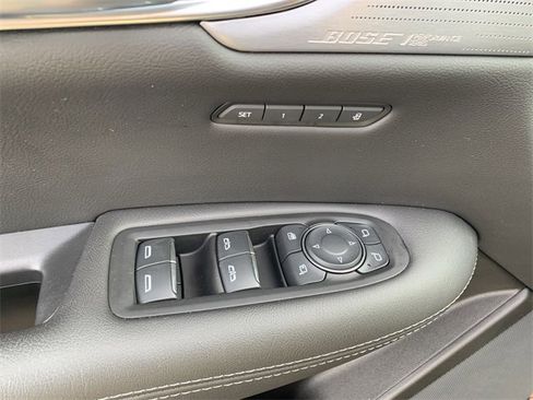 Certified 2022 Cadillac XT5 Sportv w/ LPO, Floor Liner Package image 24