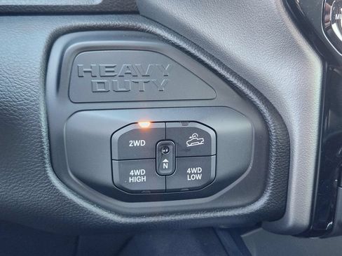 New 2026 RAM 2500 Big Horn AWD/4WD image 16