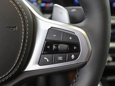 New 2026 BMW X6 xDrive40i w/ Executive Package image 14