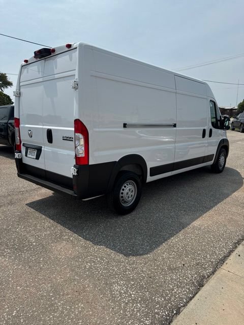 Used 2025 RAM ProMaster 2500 w/ Convenience Group FWD image 6