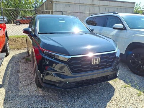 Used 2026 Honda CR-V EX image 4