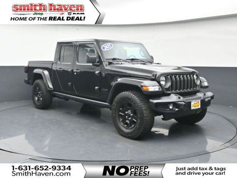 Certified 2025 Jeep Gladiator Sport AWD/4WD image 1