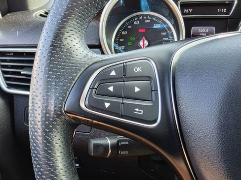 Used 2018 Mercedes-Benz GLE 350 w/ Premium 1 Package image 29