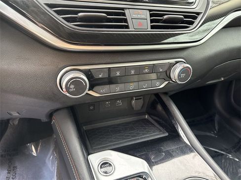 Used 2024 Nissan Altima 2.5 SR w/ SR Premium Package image 22