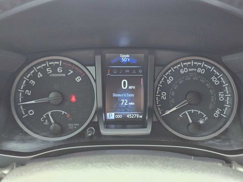 Used 2023 Toyota Tacoma TRD Off-Road w/ TRD Premium Off Road Package image 26