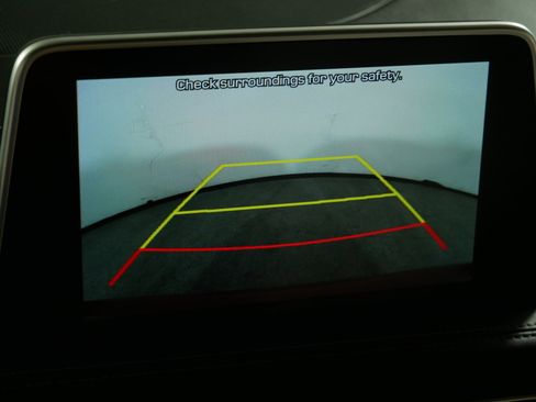 Used 2021 Genesis G70 3.3T image 33