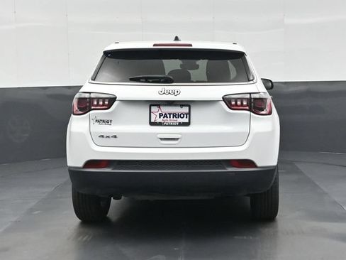 Used 2025 Jeep Compass Sport AWD/4WD image 23