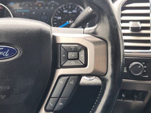Used 2017 Ford F250 Platinum w/ Platinum Ultimate Package AWD/4WD image 30