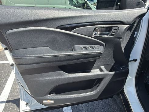 Used 2019 Honda Passport Touring image 9