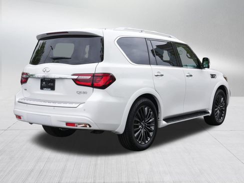 Certified 2022 INFINITI QX80 Sensory w/ Cargo Package AWD/4WD image 7