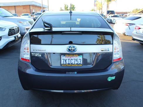 Used 2015 Toyota Prius Prime Plug-In Hybrid FWD image 6