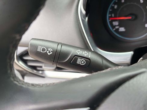 Used 2023 Chevrolet Traverse RS w/ LPO, Floor Liner Package FWD image 19