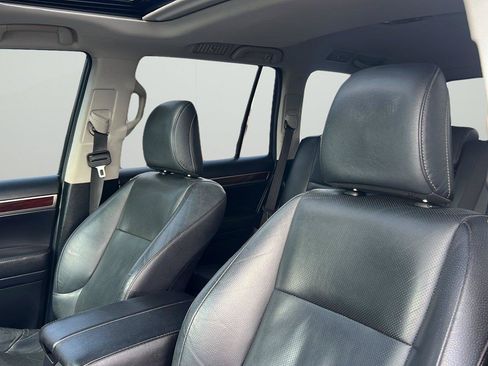 Used 2017 Lexus GX 460 Premium AWD/4WD image 14