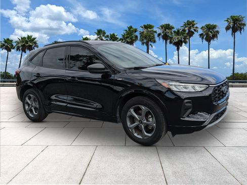 Used 2024 Ford Escape ST-Line w/ Tech Pack #1 image 2