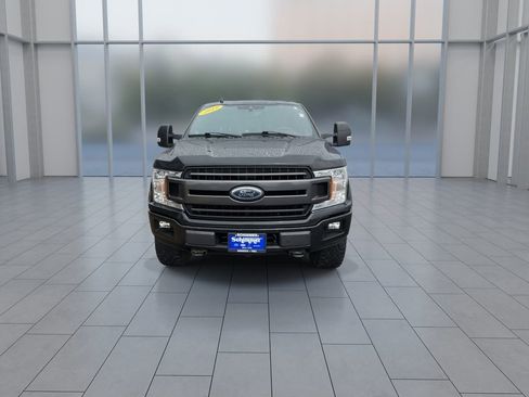 Used 2019 Ford F150 XLT w/ Equipment Group 302A Luxury AWD/4WD image 3