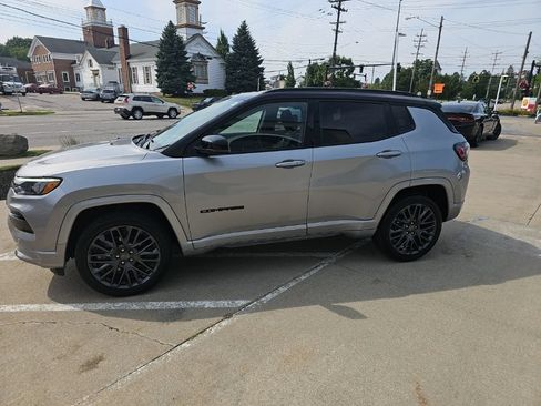 Certified 2022 Jeep Compass High Altitude AWD/4WD image 10