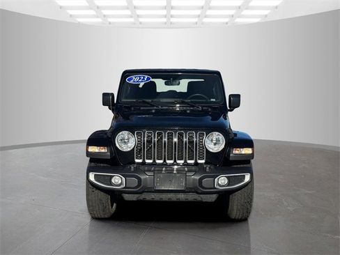 Certified 2023 Jeep Gladiator Overland image 2